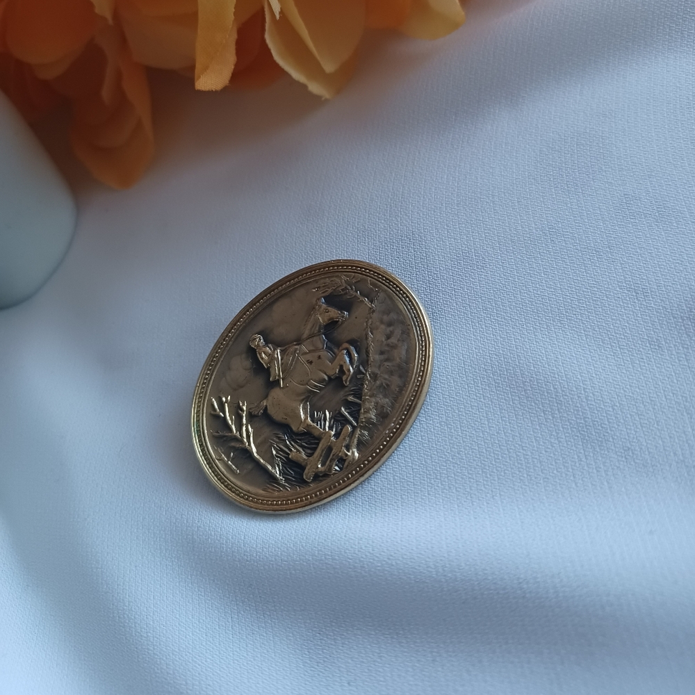 Rustic Horse Back Riding Brooch - Picture 4 of 7